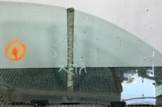 Vitre avant gauche TOYOTA YARIS 1
