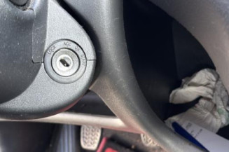 Vitre avant gauche TOYOTA YARIS 1