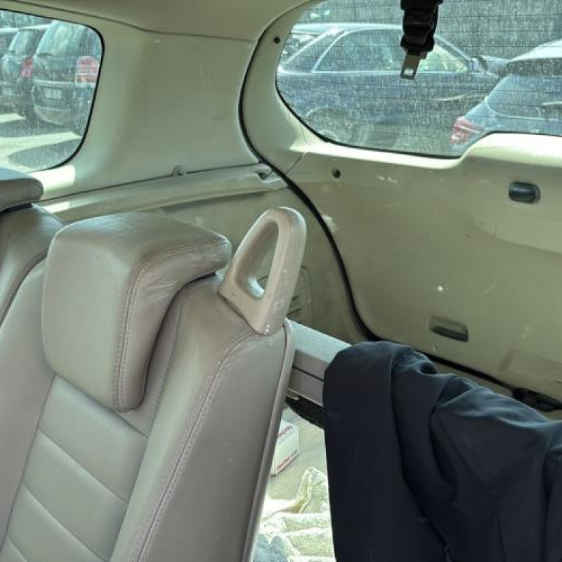 Porte arriere droit RENAULT GRAND SCENIC 2 Photo n°17