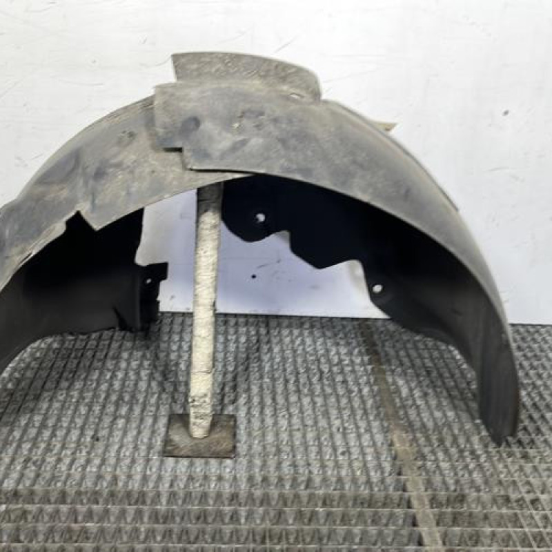 Pare boue avant gauche RENAULT GRAND SCENIC 2 Photo n°4