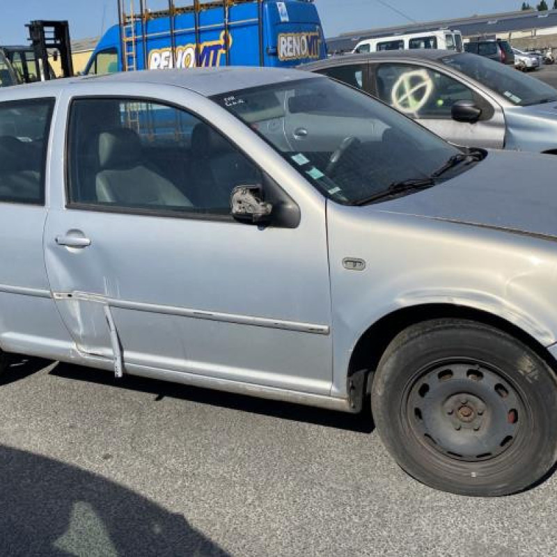 Custode arriere droit VOLKSWAGEN GOLF 4 Photo n°11