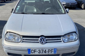 Custode arriere droit VOLKSWAGEN GOLF 4