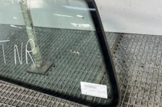 Custode arriere gauche VOLKSWAGEN GOLF 4