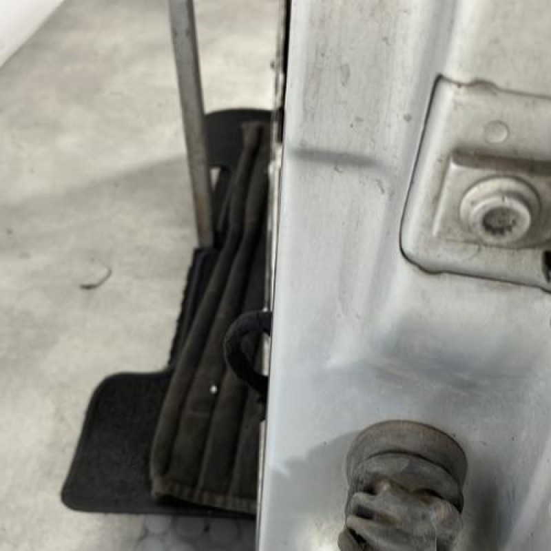 Porte avant gauche VOLKSWAGEN GOLF 4 Photo n°4