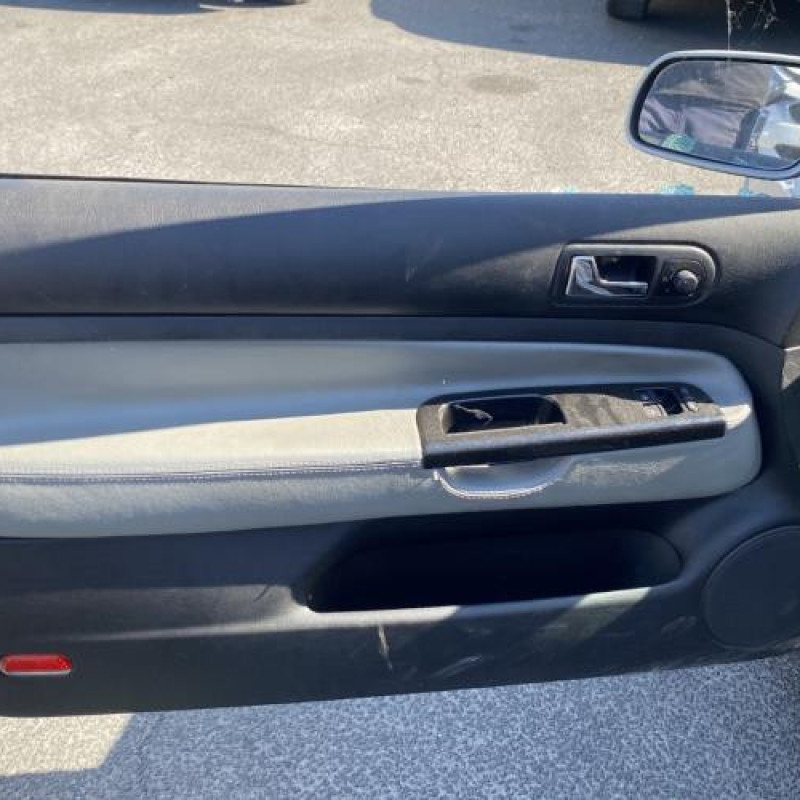 Porte avant gauche VOLKSWAGEN GOLF 4 Photo n°15