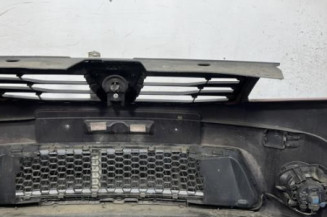 Pare choc avant DACIA SANDERO 1