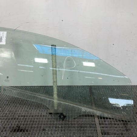 Vitre avant droit FIAT GRANDE PUNTO Photo n°1