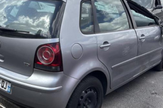 Calandre VOLKSWAGEN POLO 4