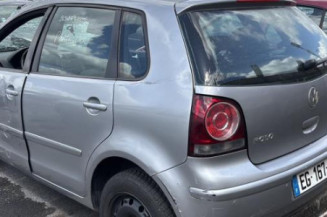 Calandre VOLKSWAGEN POLO 4