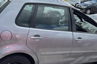 Calandre VOLKSWAGEN POLO 4