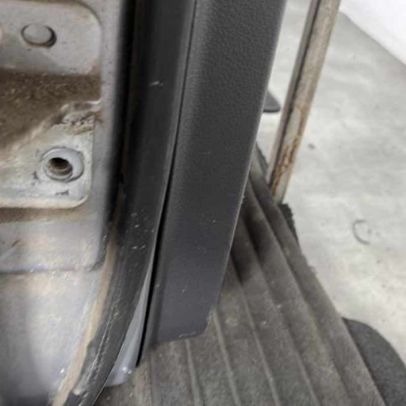 Porte arriere droit VOLKSWAGEN POLO 4 Photo n°5