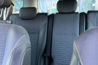 Pare boue avant droit OPEL ZAFIRA TOURER C