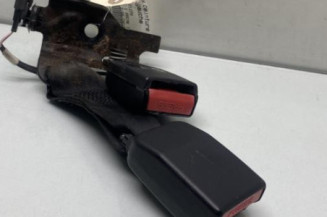 Attache ceinture arriere gauche RENAULT LAGUNA 3 Photo n°1