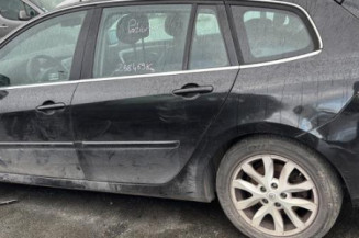 Boitier UCH RENAULT LAGUNA 3