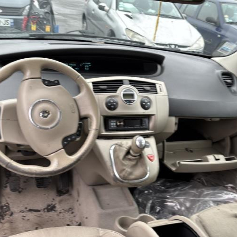 Face avant RENAULT SCENIC 2 Photo n°17