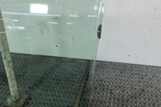 Vitre avant gauche RENAULT CLIO 2