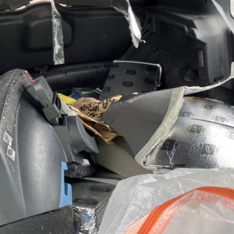 Vitre avant gauche RENAULT CLIO 2 Photo n°15