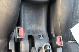 Custode arriere droit (porte) VOLKSWAGEN GOLF 4