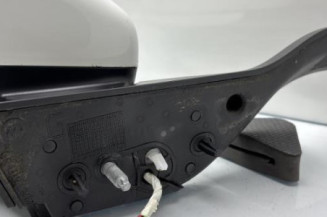 Retroviseur gauche PEUGEOT 208 1