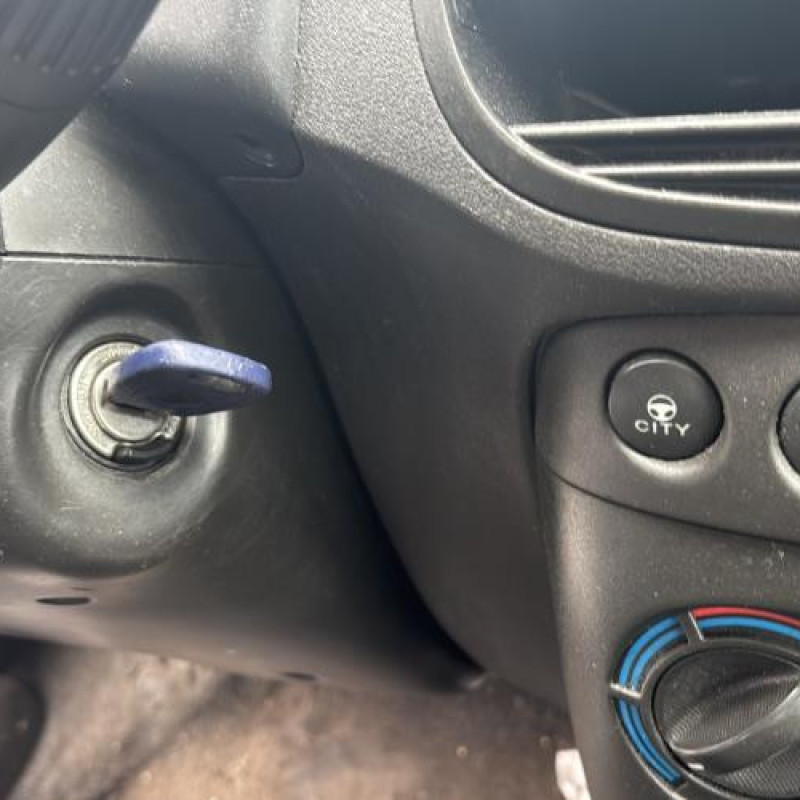 Aile avant gauche FIAT PUNTO 2 Photo n°19