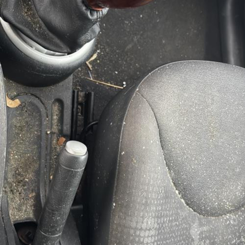 Aile avant droit CITROEN C2 Photo n°19