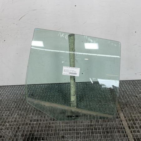 Vitre arriere droit VOLKSWAGEN GOLF 4 Photo n°1