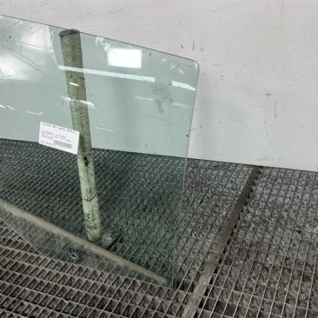 Vitre arriere droit VOLKSWAGEN GOLF 4