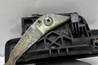 Poignee porte arriere gauche PEUGEOT 106