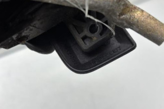 Poignee porte arriere gauche PEUGEOT 106