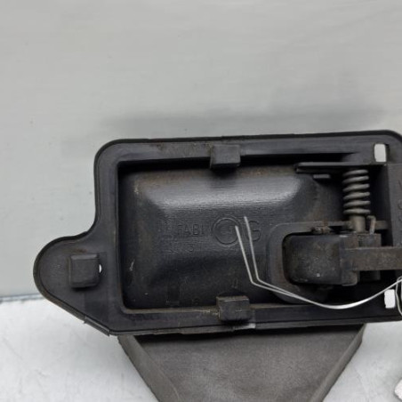 Poignee interieur arriere gauche PEUGEOT 106