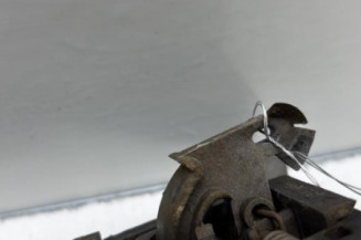Poignee interieur avant droit PEUGEOT 106
