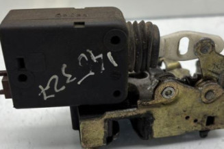 Serrure arriere droit PEUGEOT 106