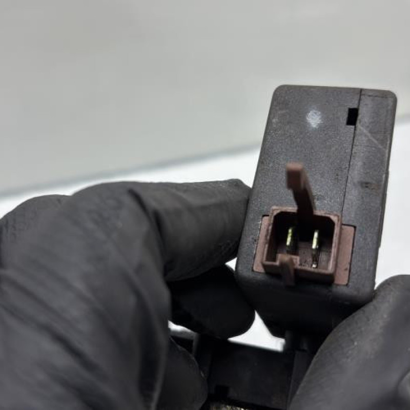 Serrure arriere droit PEUGEOT 106 Photo n°3