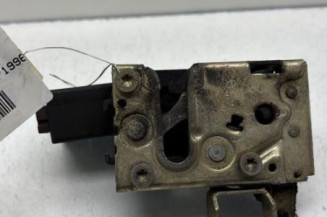 Serrure avant droit PEUGEOT 106