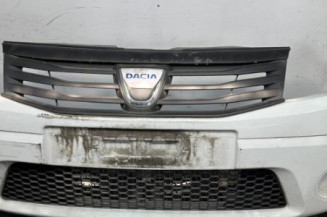 Pare choc avant DACIA SANDERO 1 Photo n°1