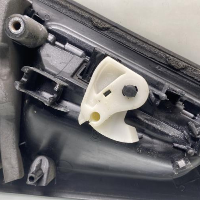 Poignee porte arriere droit RENAULT CLIO 4 Photo n°3