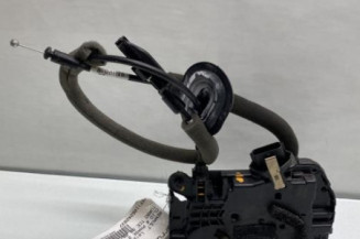Serrure arriere droit RENAULT CLIO 4