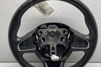 Volant RENAULT CLIO 4 Photo n°1