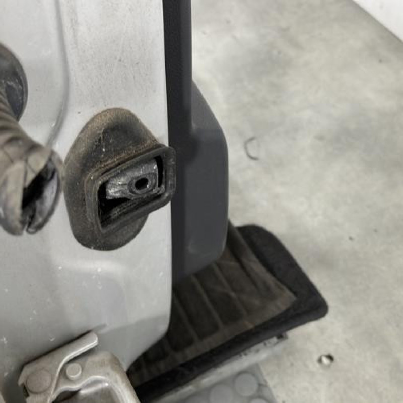 Porte arriere droit PEUGEOT 5008 1 Photo n°7