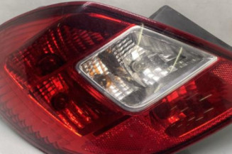 Feu arriere principal gauche (feux) OPEL CORSA D Photo n°1