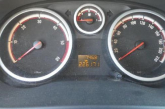 Feu arriere principal gauche (feux) OPEL CORSA D