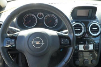 Feu arriere principal gauche (feux) OPEL CORSA D