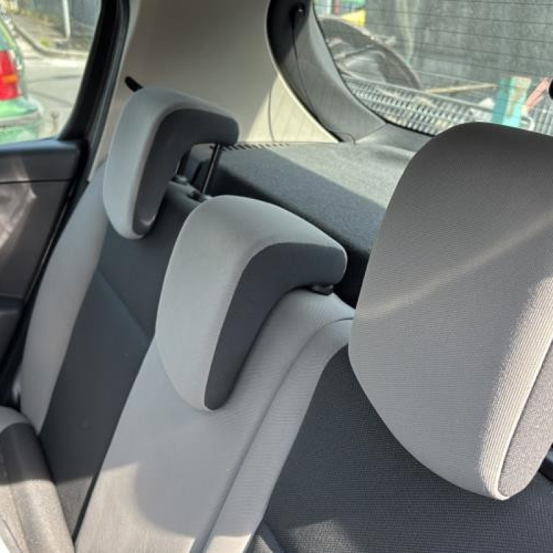 Leve vitre electrique avant droit RENAULT CLIO 3 Photo n°20