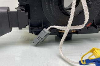 Com (Bloc Contacteur Tournant+Commodo Essuie Glace+Commodo Phare) CITROEN C3 1