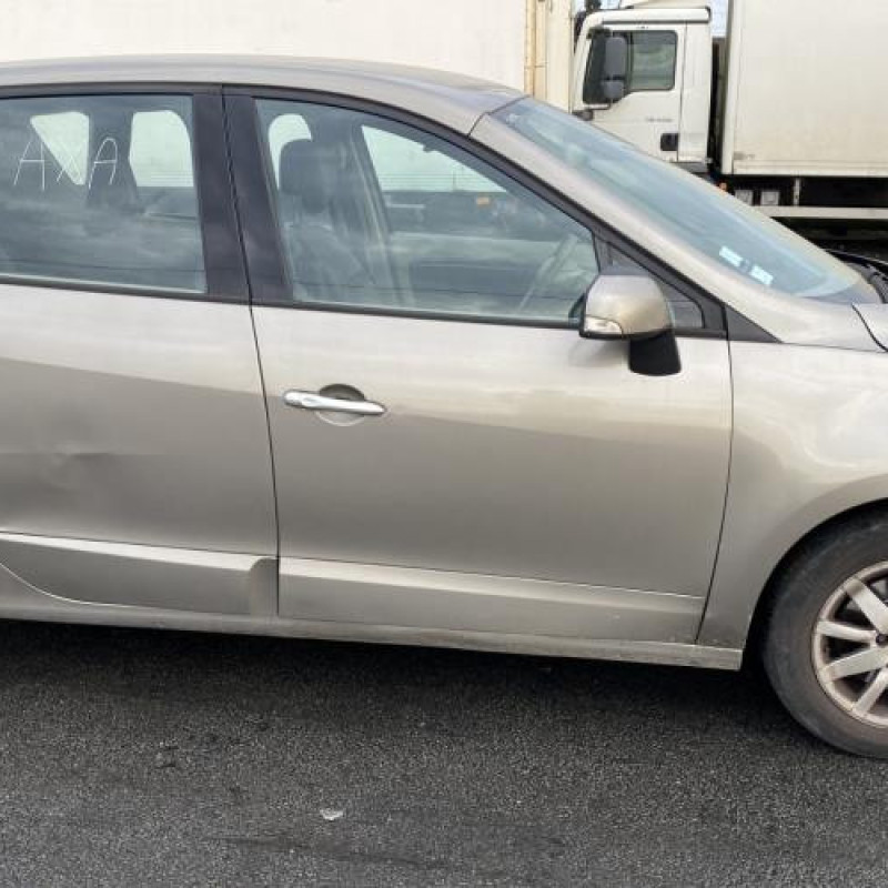 Aile avant gauche RENAULT SCENIC 3 Photo n°11