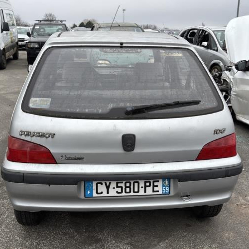 Plage arriere PEUGEOT 106 Photo n°20