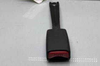 Attache ceinture avant droit TOYOTA YARIS 1