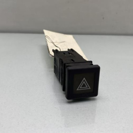 Bouton de warning PEUGEOT 405 Photo n°1