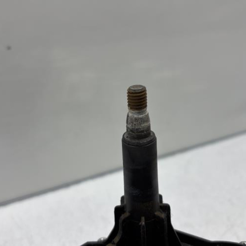 Moteur essuie glace arriere CITROEN XSARA PICASSO Photo n°3