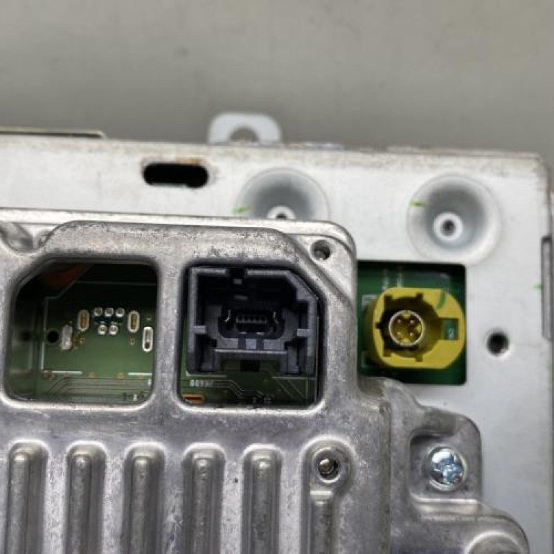 Ecran GPS FORD FOCUS 3 Photo n°4